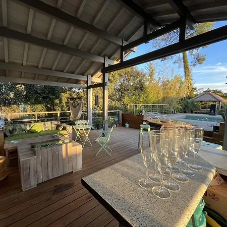 Ohana Pour 8 Personnes Avec Piscine Et Cuisine D'ete. Wifi Gratuit *
